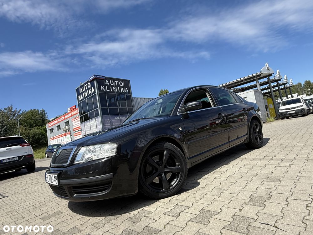 Skoda Superb 2.8 V6 Elegance - 1
