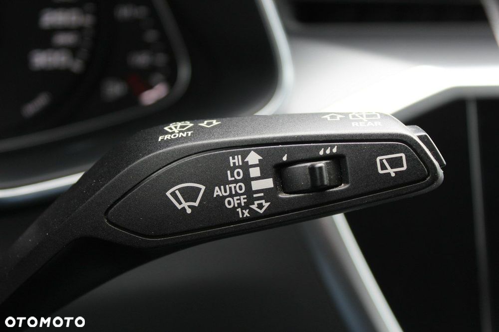 Audi A6 Avant - 25
