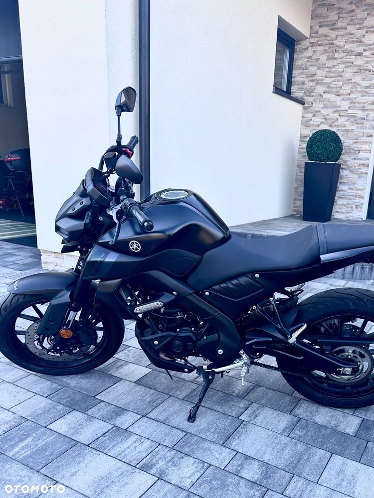 Yamaha MT - 12
