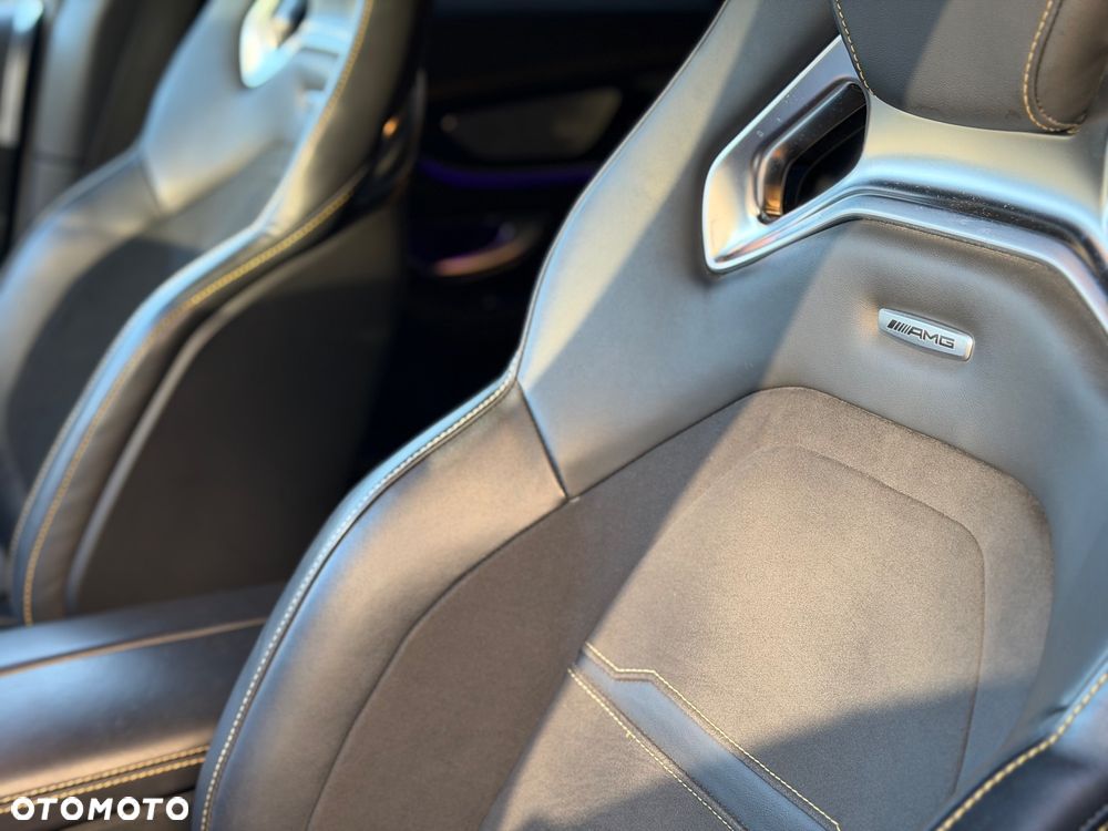 Mercedes-Benz AMG GT 43 4-Matic+ - 19