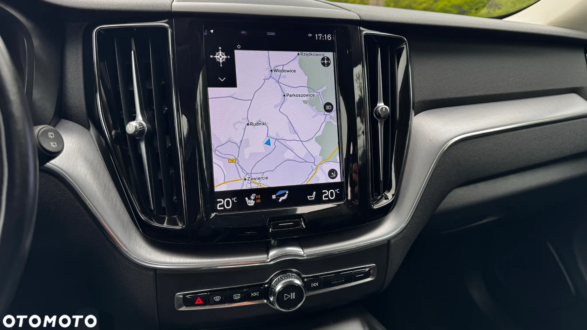 Volvo XC 60 B4 D Geartronic Momentum Pro - 27