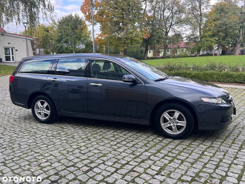 Honda Accord 2.0 Comfort - 9