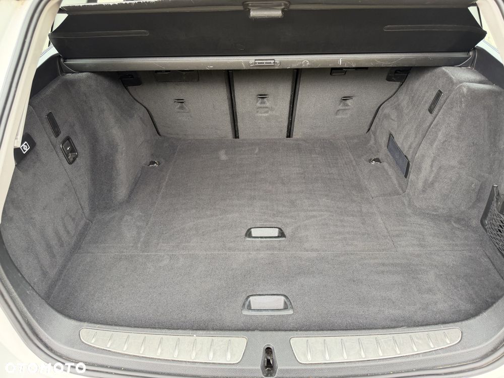 BMW Seria 3 316d - 13