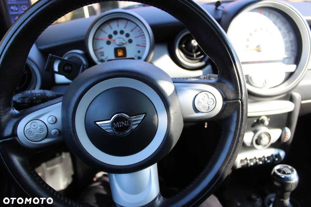 MINI Clubman One Essential Trim - 14