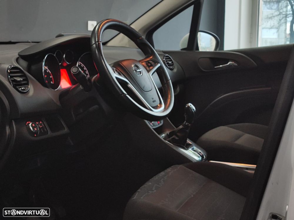 Opel Meriva 1.4 T FlexFuel Cosmo - 29