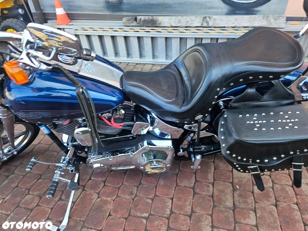 Harley-Davidson Softail Standard - 24