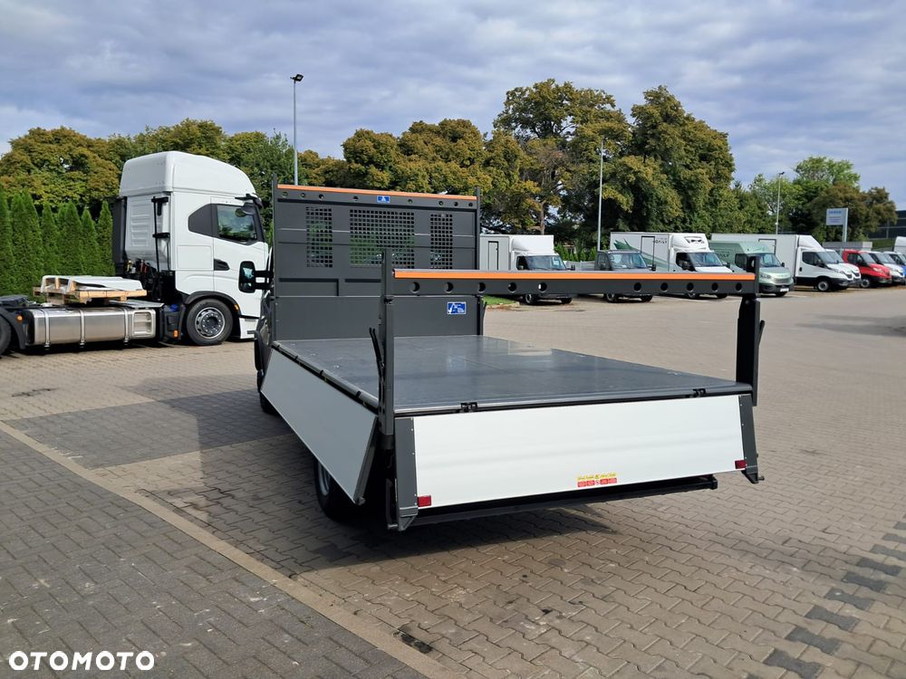 Iveco 35C16H3.0 - 11