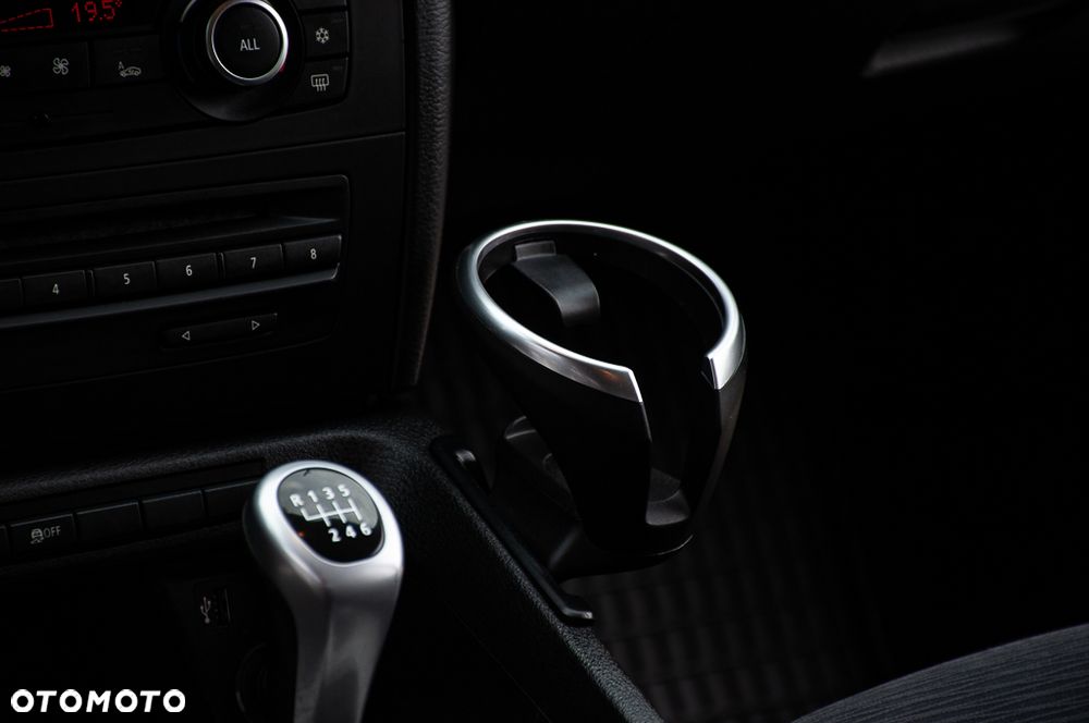BMW X1 sDrive18i - 22