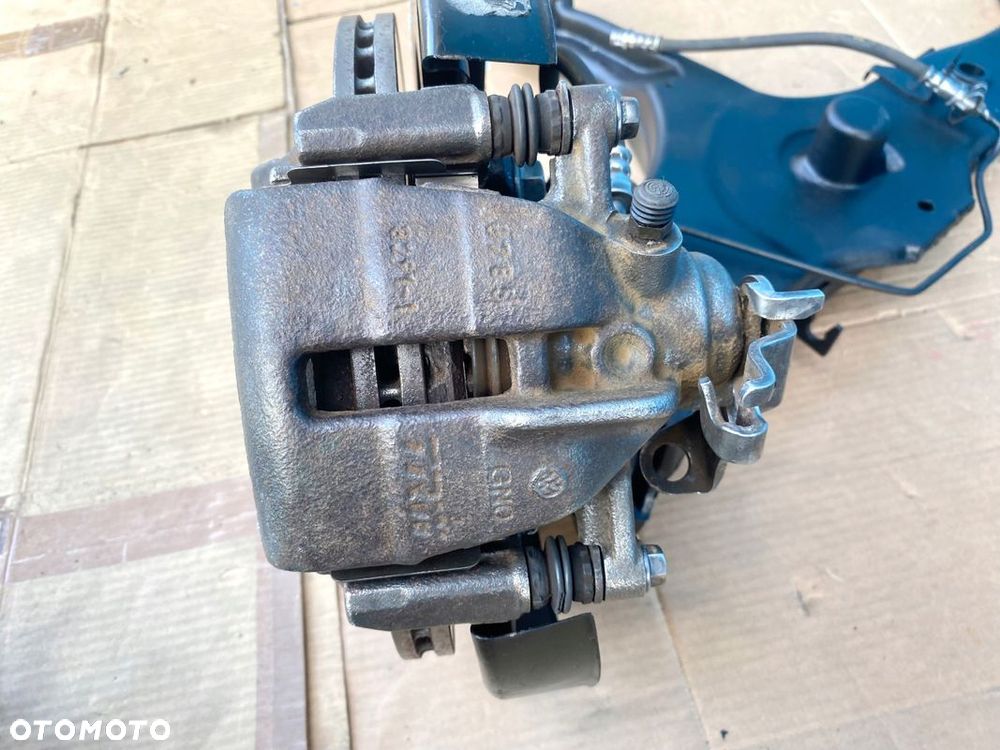 T5 TRANSPORTER MULTIVAN 03- WAHACZ KPL. TYŁ LEWY - 2