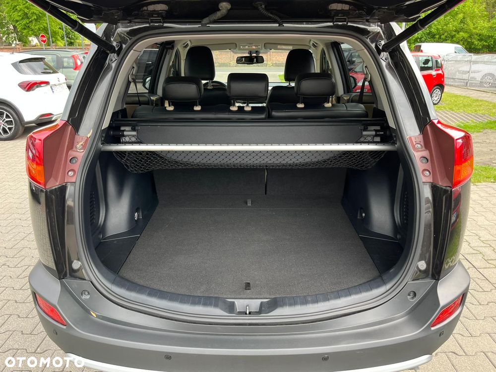 Toyota RAV4 2.0 D-4D Premium 4x2 - 15