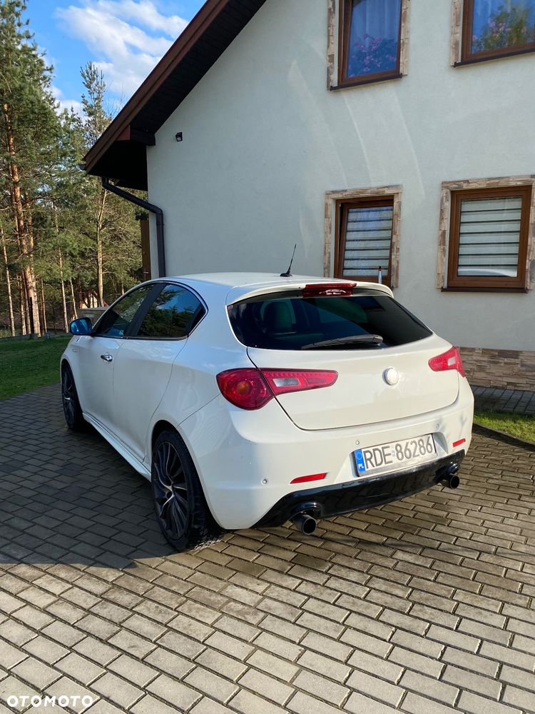 Alfa Romeo Giulietta 1750 TBi Quadrifoglio Verde - 6