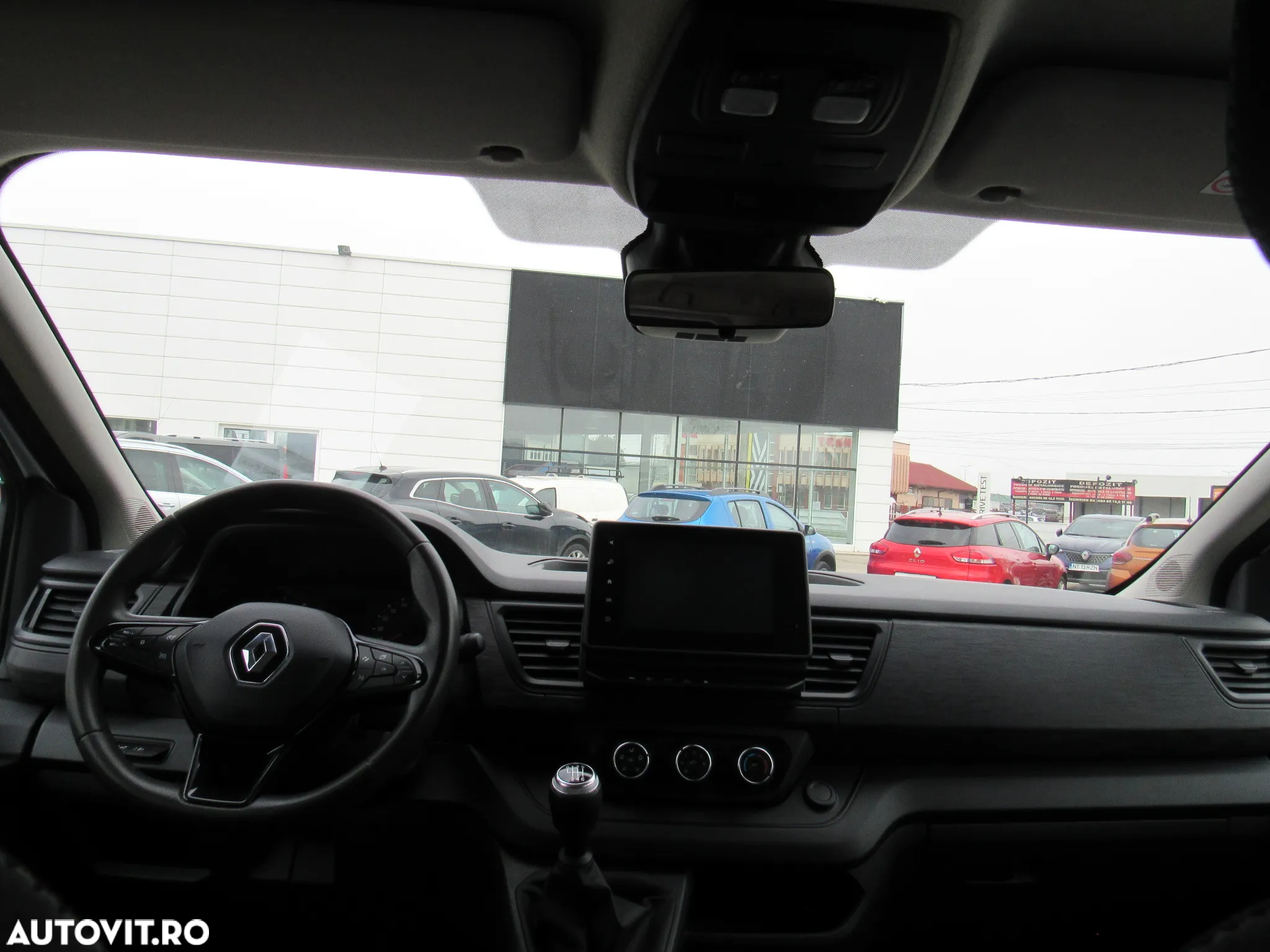 Renault Trafic Combi 2.0 Blue dCi 110 S&S L1 8+1 Life - 3
