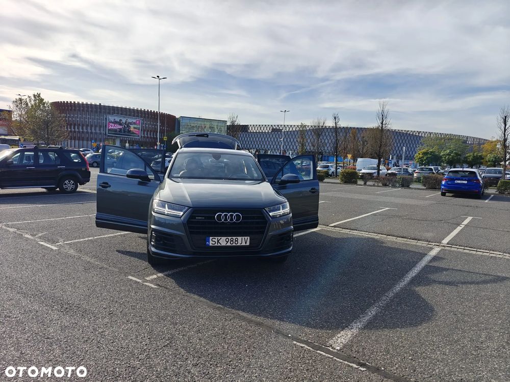 Audi Q7 3.0 TFSI Quattro Tiptr - 3