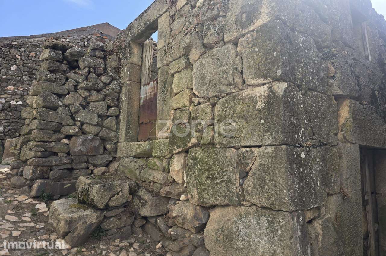Casa na Aldeia de Folgosinho - Grande imagem: 5/16