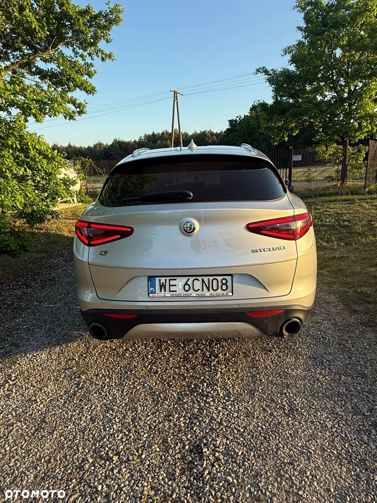 Alfa Romeo Stelvio 2.0 Turbo Business Q4 - 4
