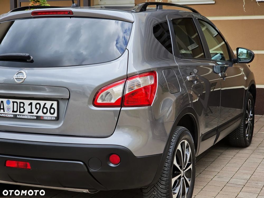 Nissan Qashqai 2.0 4x4 Tekna Premium - 34