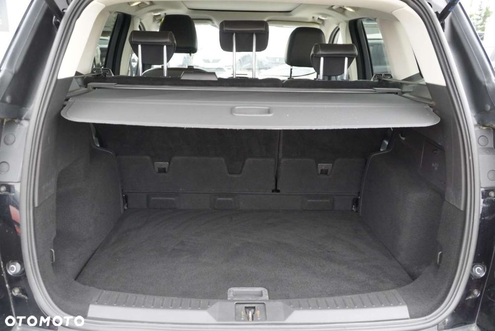 Ford Kuga 2.0 TDCi 2x4 Titanium - 8