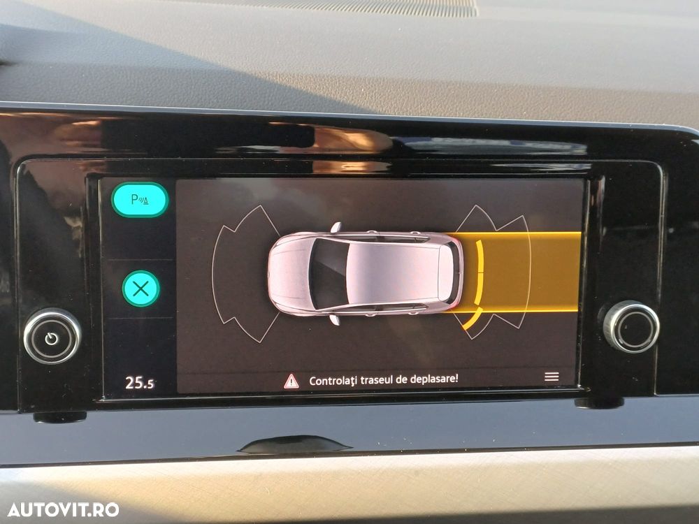 Volkswagen Golf 1.5 TSI ACT Life - 19