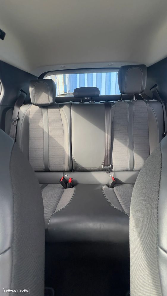 Peugeot 2008 1.5 BlueHDi Allure Pack - 17