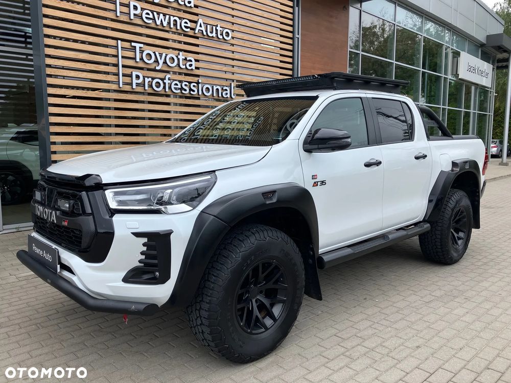 Toyota Hilux 2.8 D-4D Double Cab GR Sport 4x4 - 2