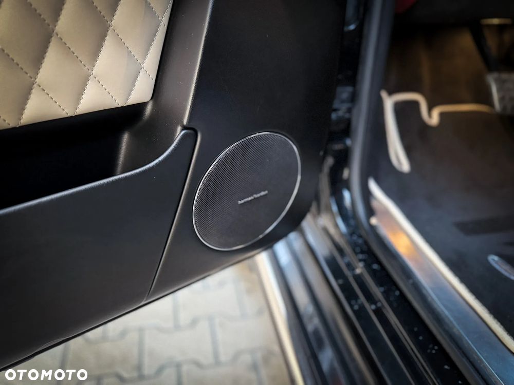 Mercedes-Benz Klasa G AMG 63 AMG SPEEDSHIFT 7G-TRONIC - 23