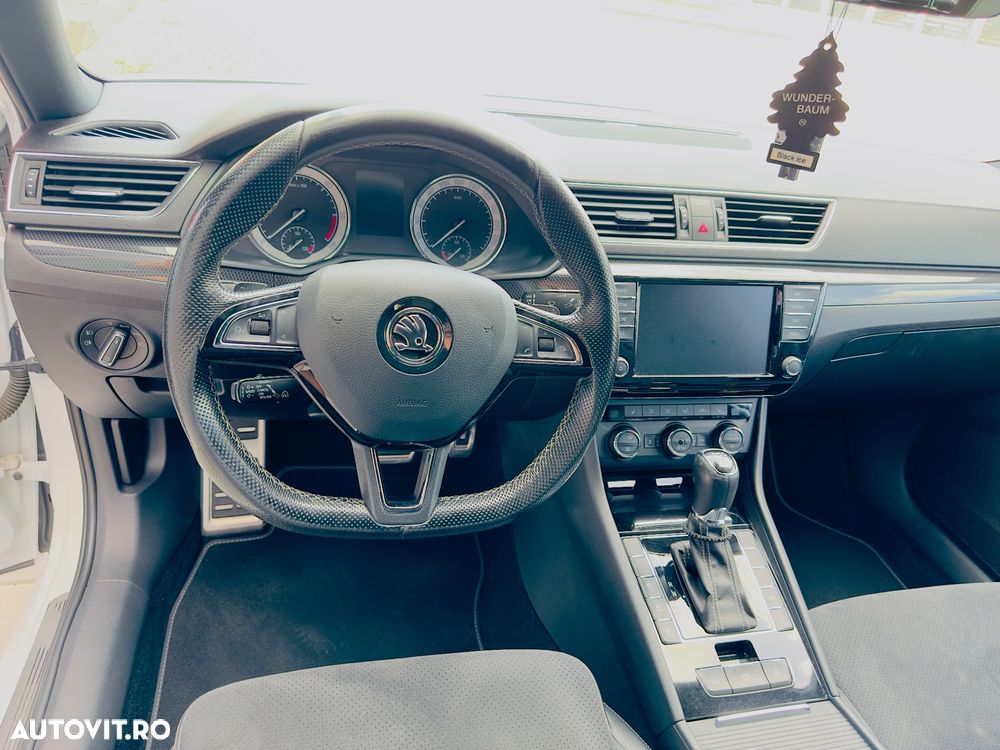 Skoda Superb 2.0 TDI DSG 4X4 Sportline - 6