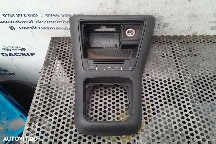 Consola centrala 5N1857307A Volkswagen VW Golf 5  [din 2003 pana  200 - 4