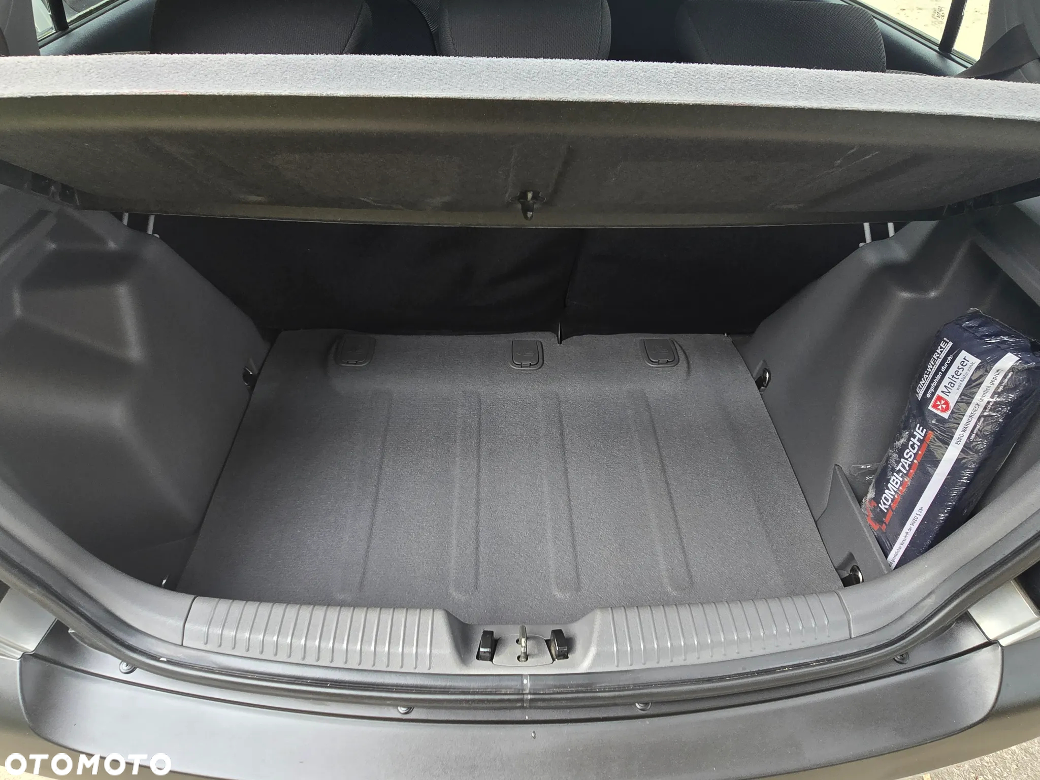 Kia Rio 1.4 Comfort - 25