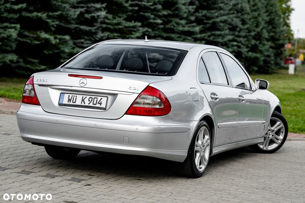 Mercedes-Benz Klasa E 220 CDI Automatik Avantgarde - 13