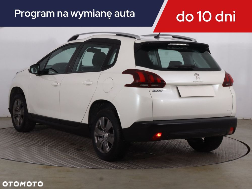 Peugeot 2008 - 6