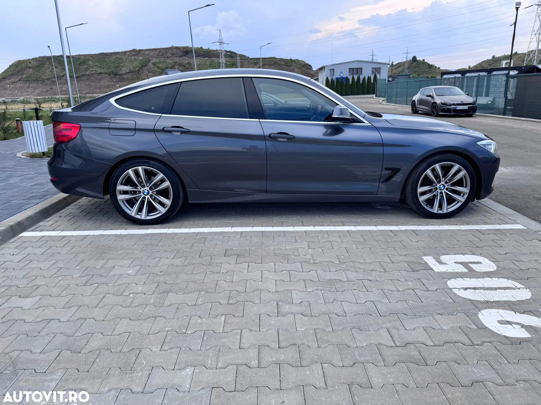BMW Seria 3 320d xDrive Aut. - 4