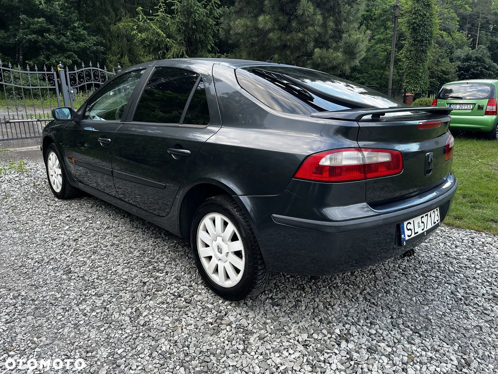 Renault Laguna - 5