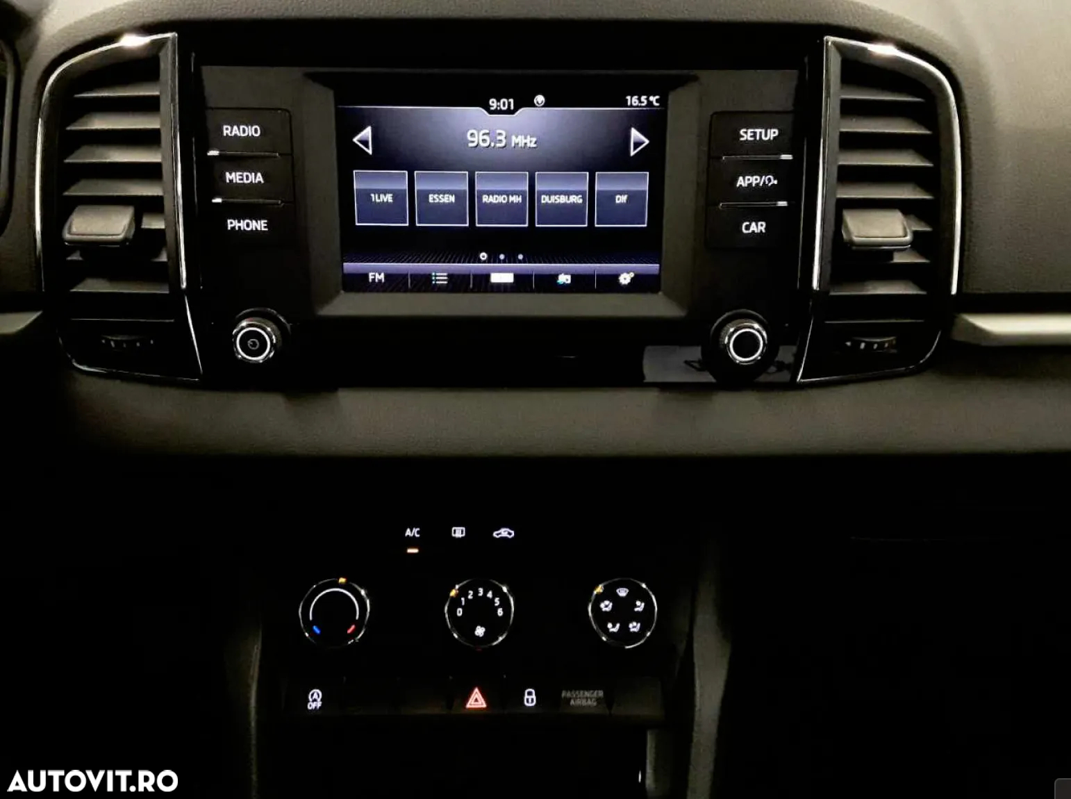 Skoda Karoq 1.5 TSI ACT DSG Style - 11