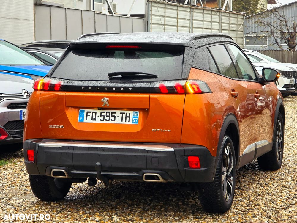 Peugeot 2008 PureTech 130 EAT8 GT - 12