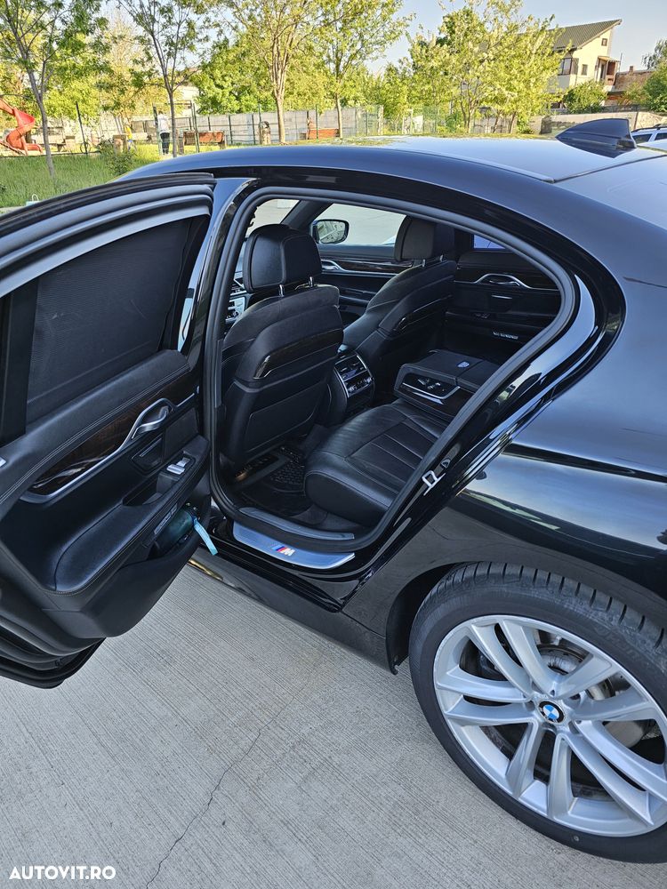 BMW Seria 7 730d xDrive - 9