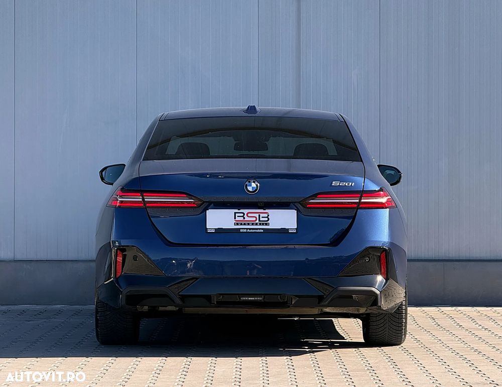 BMW Seria 5 520i AT MHEV - 8