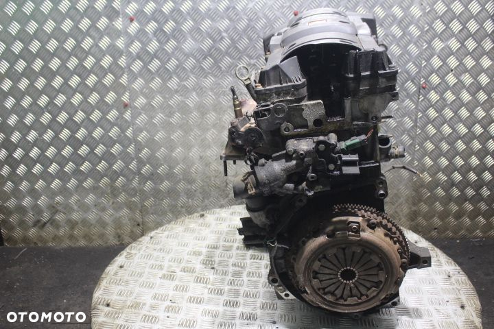 SILNIK CITROEN C4 I 1.6 - 5