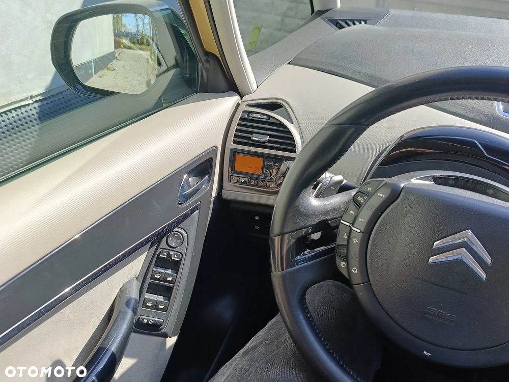 Citroën C4 Picasso 2.0 HDi Exclusive - 11