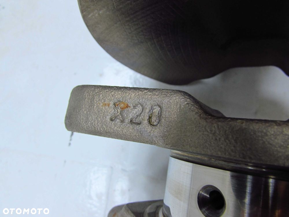 VOLVO S60 S80 V70 XC70 XC60 XC90 2.4 D5 04-14 D5244T WAL KORBOWY NOMINAL 93.2 1936 - 12