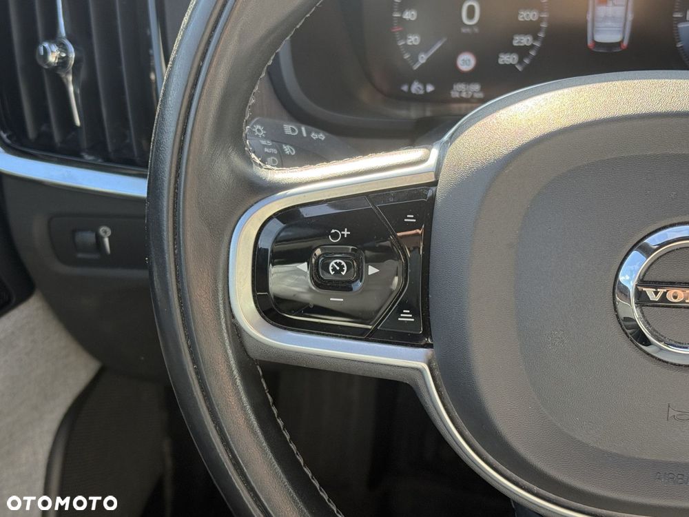 Volvo V90 Cross Country - 7