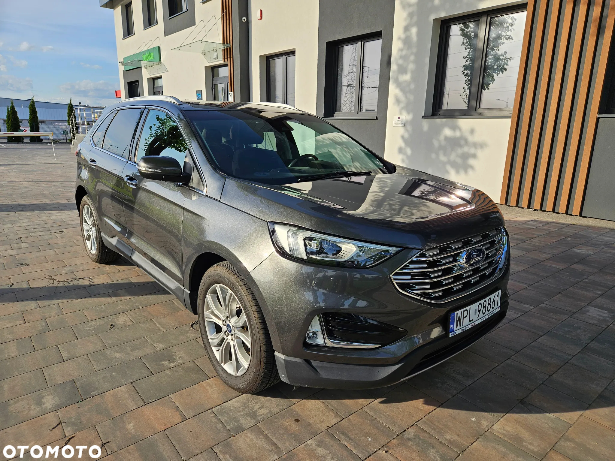 Ford Edge - 4