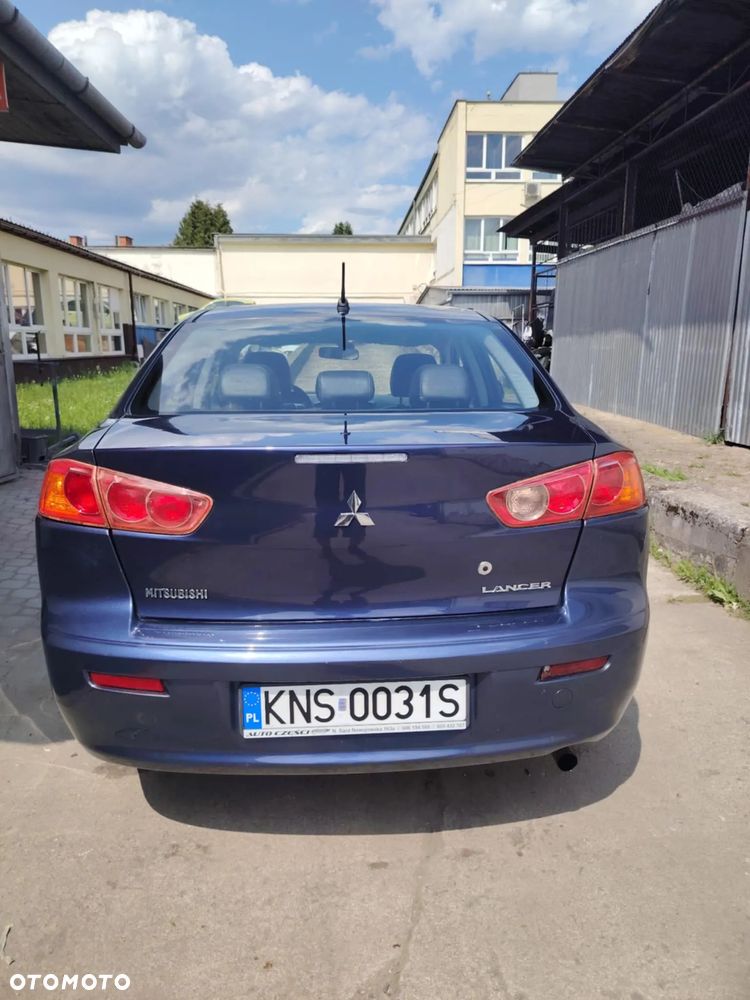 Mitsubishi Lancer - 13