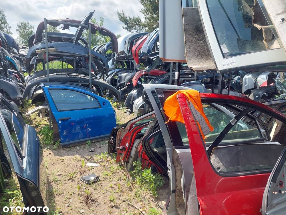 DRZWI KOMPLETNE PRAWY PRZÓD TOYOTA YARIS I HB 3D 3P0 - 6