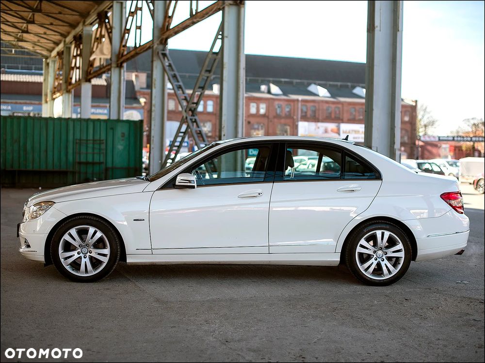 Mercedes-Benz Klasa C 180 BlueEFFICIENCY 7G-TRONIC Avantgarde - 5