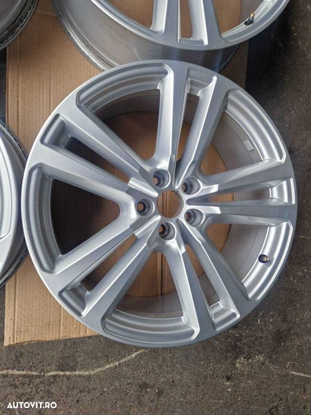 Audi Q7 R20 4M0 601 025 G 4 Roți originale - 8