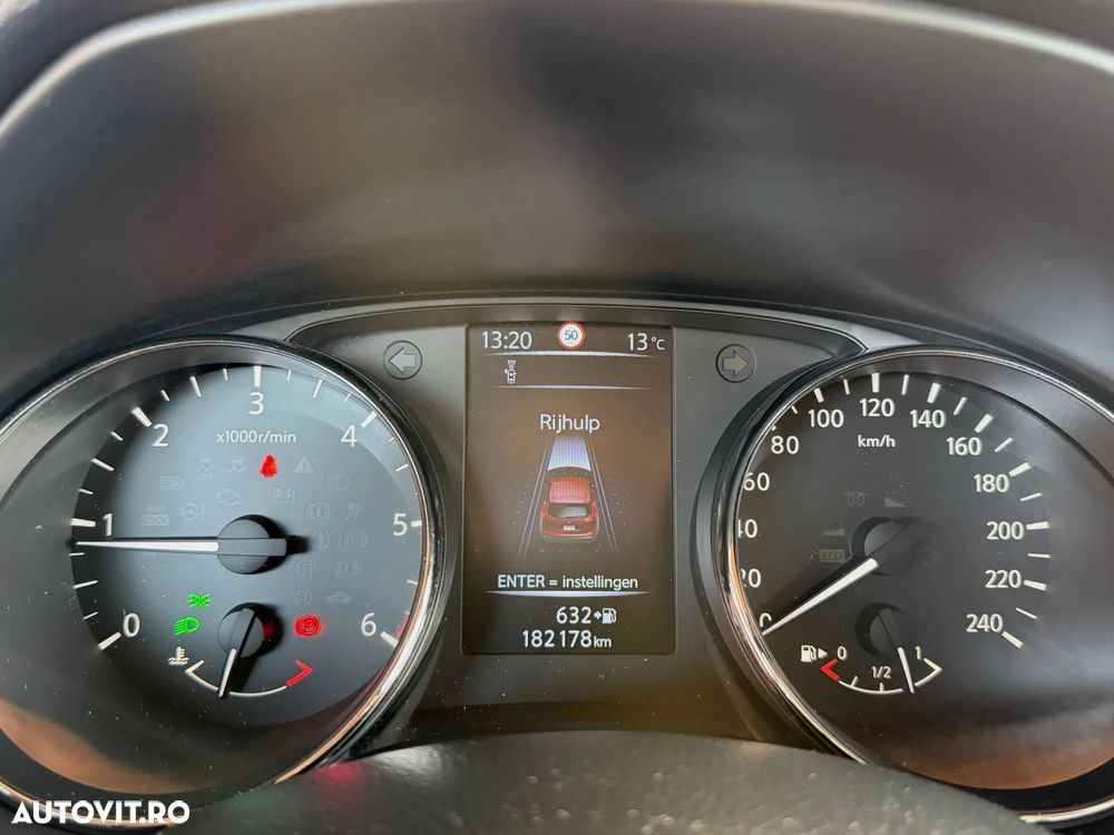 Nissan Qashqai 1.6 DCI Start/Stop N-Connecta - 14