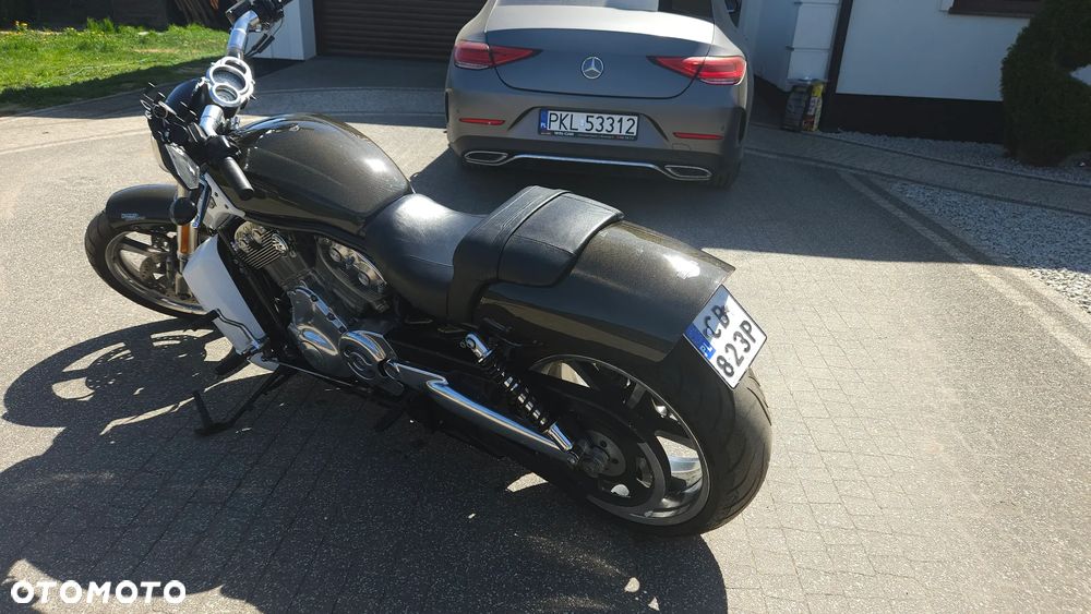 Harley-Davidson V-Rod Muscle - 3