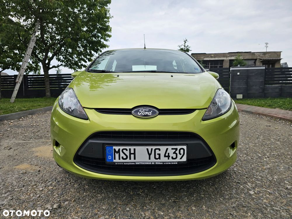 Ford Fiesta - 25
