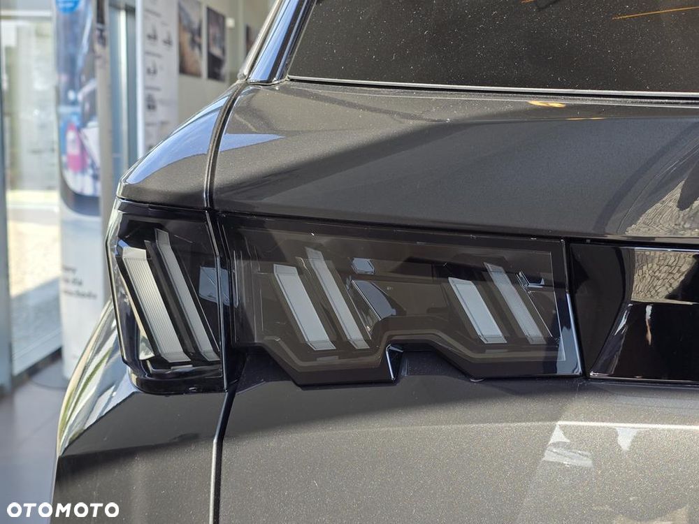 Peugeot 5008 1.2 PureTech mHEV Allure S&S e-DCS6 - 27