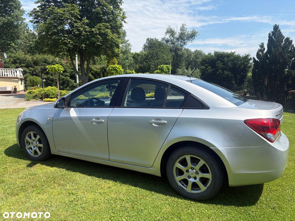 Chevrolet Cruze 2.0 VDCi LS - 4